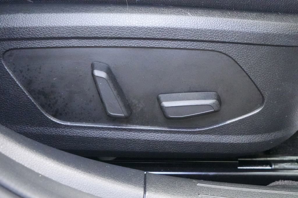 Used 2023 Hyundai Sonata Limited FWD image 29