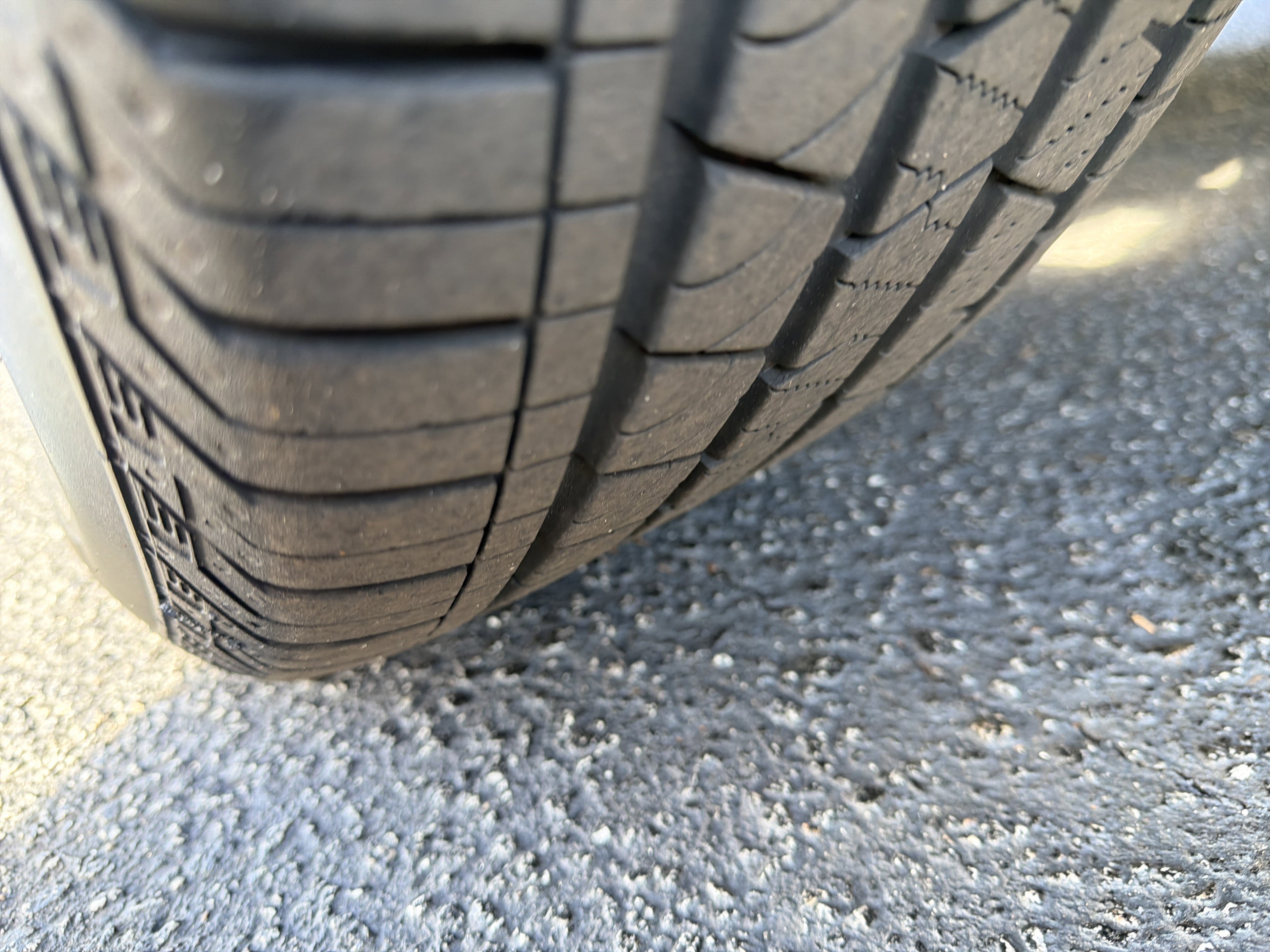 Used 2026 Volvo XC60 B5 Ultra w/ Protection Package Premier image 12