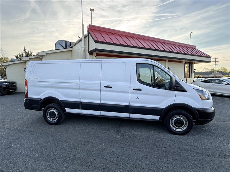 Used 2017 Ford Transit 250 148 Low Roof RWD image 4