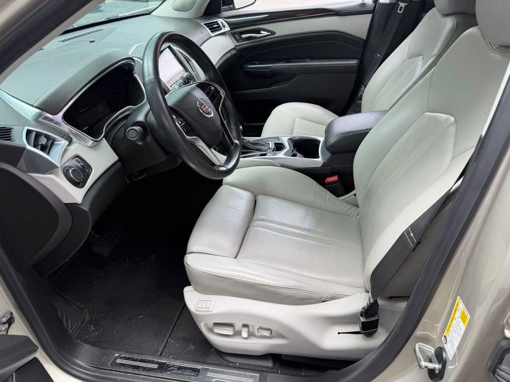 Used 2013 Cadillac SRX Luxury w/ Driver Awareness Package FWD image 12
