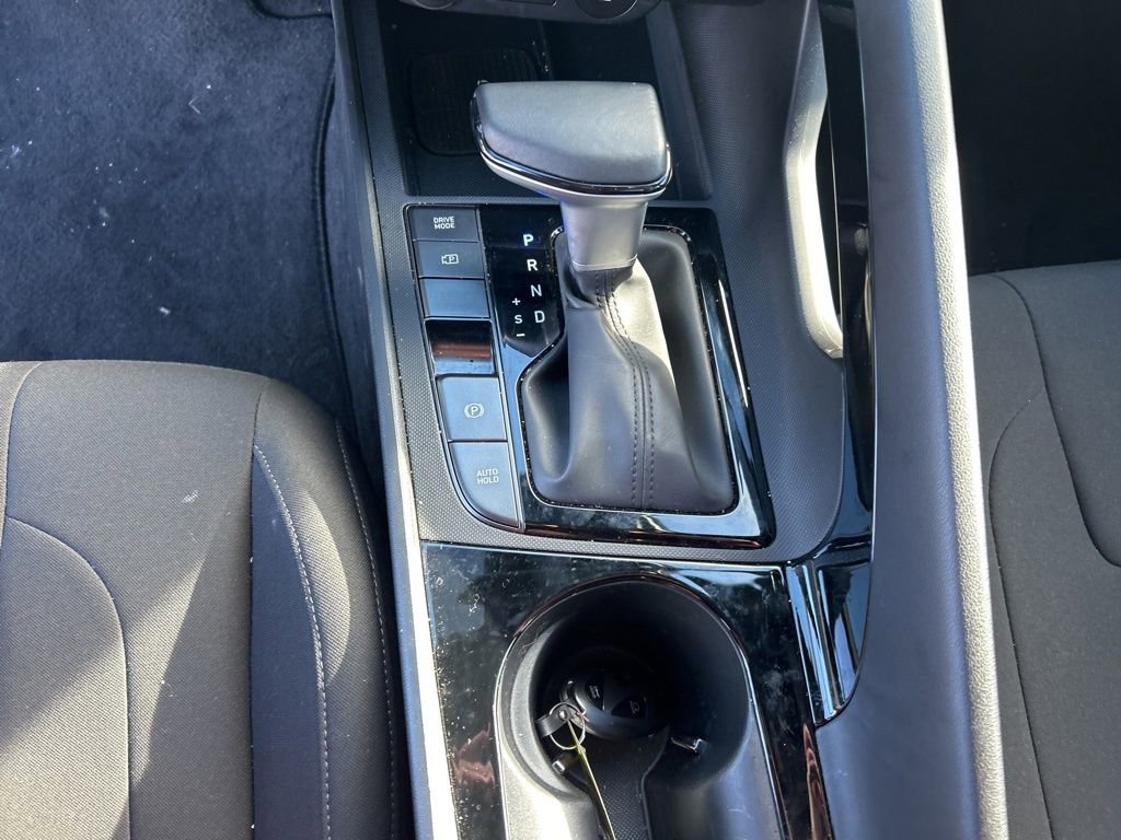 Used 2025 Hyundai Elantra SEL w/ Cargo Package image 20