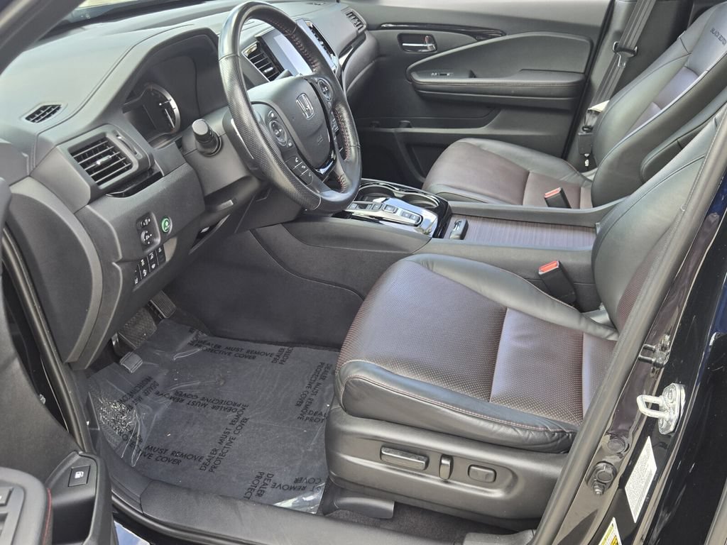 Certified 2023 Honda Ridgeline Black Edition image 10