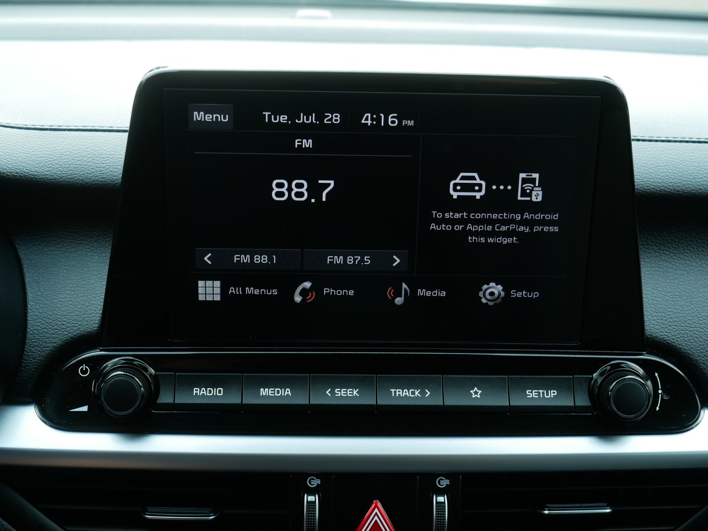 Certified 2023 Kia Forte LXS w/ LXS Technology Package FWD image 22
