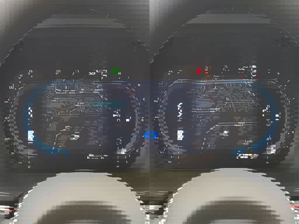 Used 2025 Volvo XC60 B5 Ultra image 32