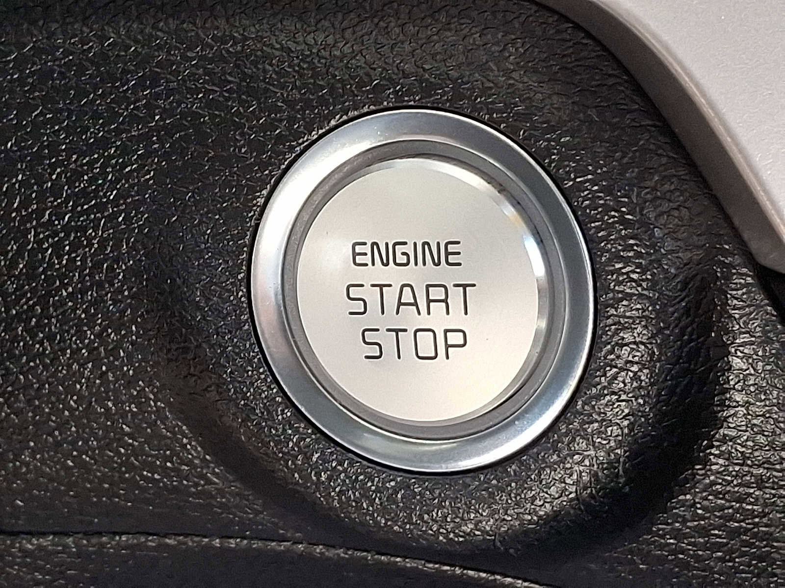 Used 2023 Kia Telluride S image 27