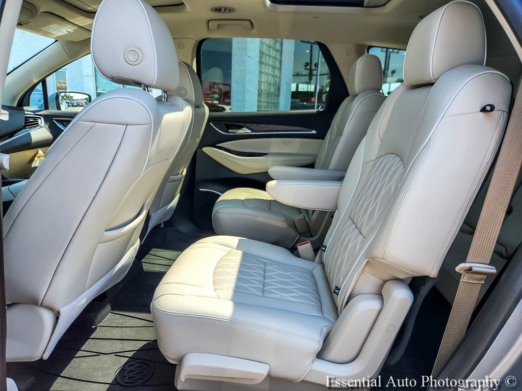 Certified 2023 Buick Enclave Avenir w/ Avenir Technology Package AWD/4WD image 10