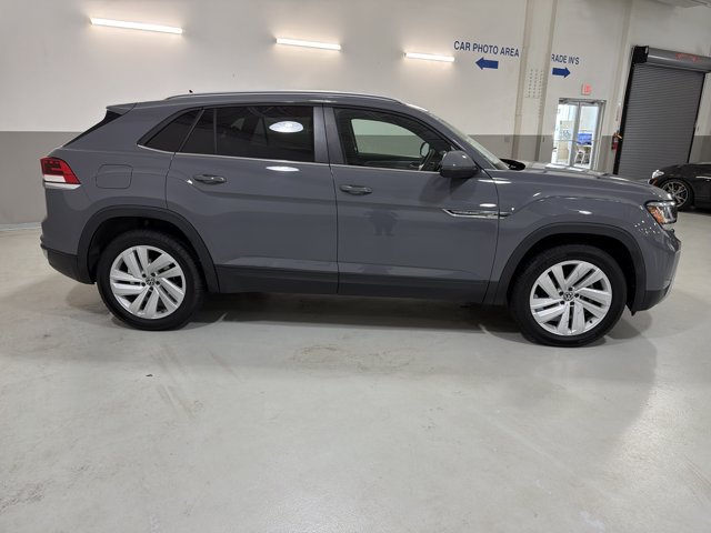 Certified 2021 Volkswagen Atlas Cross Sport SE w/ Panoramic Sunroof Package AWD/4WD image 10