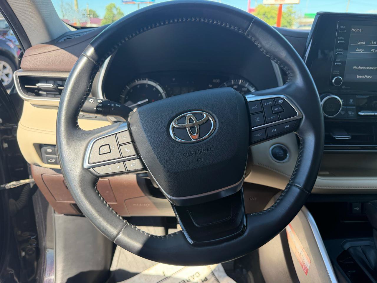 Used 2021 Toyota Highlander XLE AWD/4WD image 20