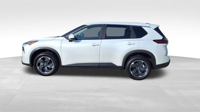 Used 2025 Nissan Rogue SV image 5