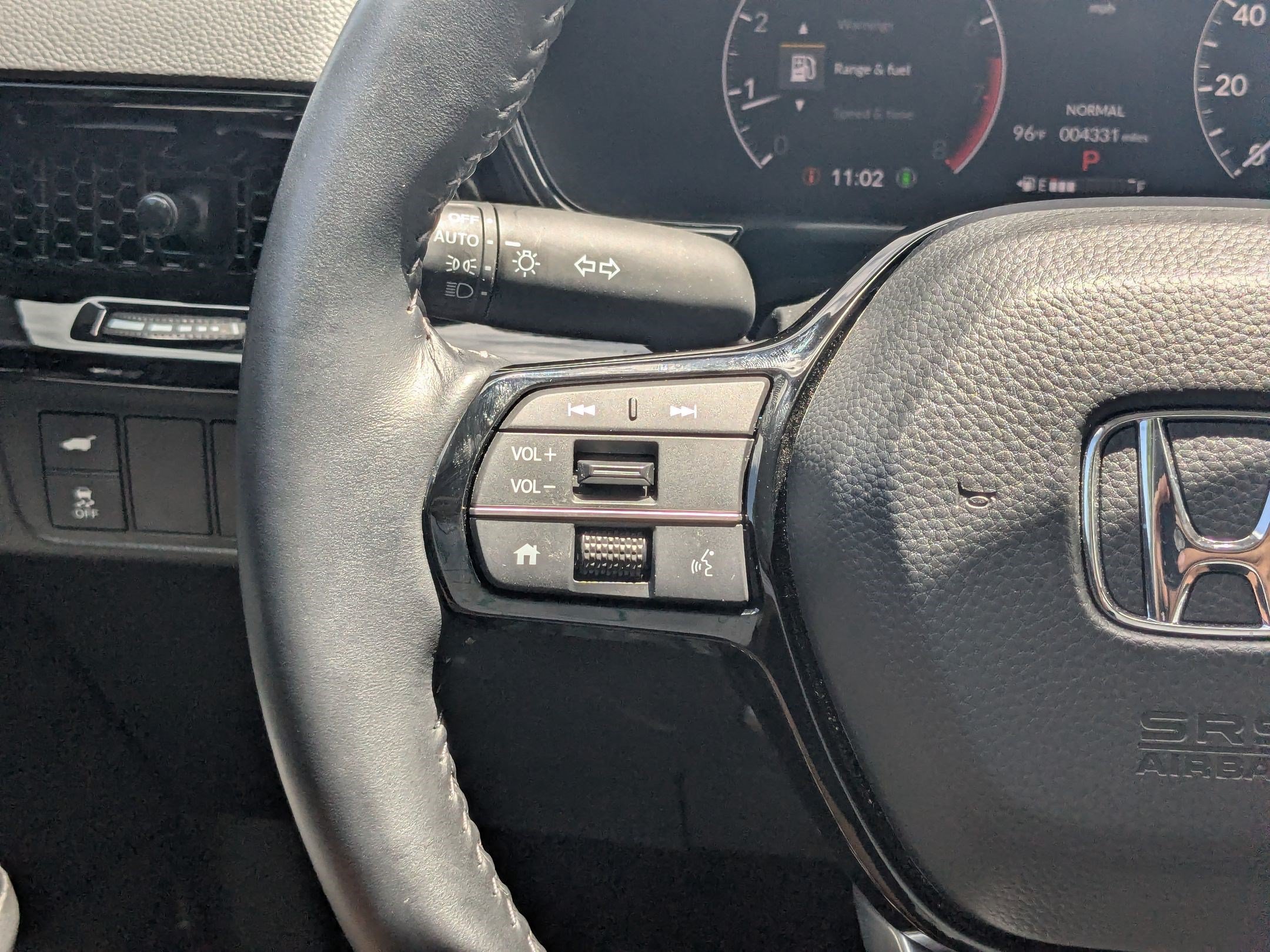 Used 2025 Honda CR-V EX-L image 21