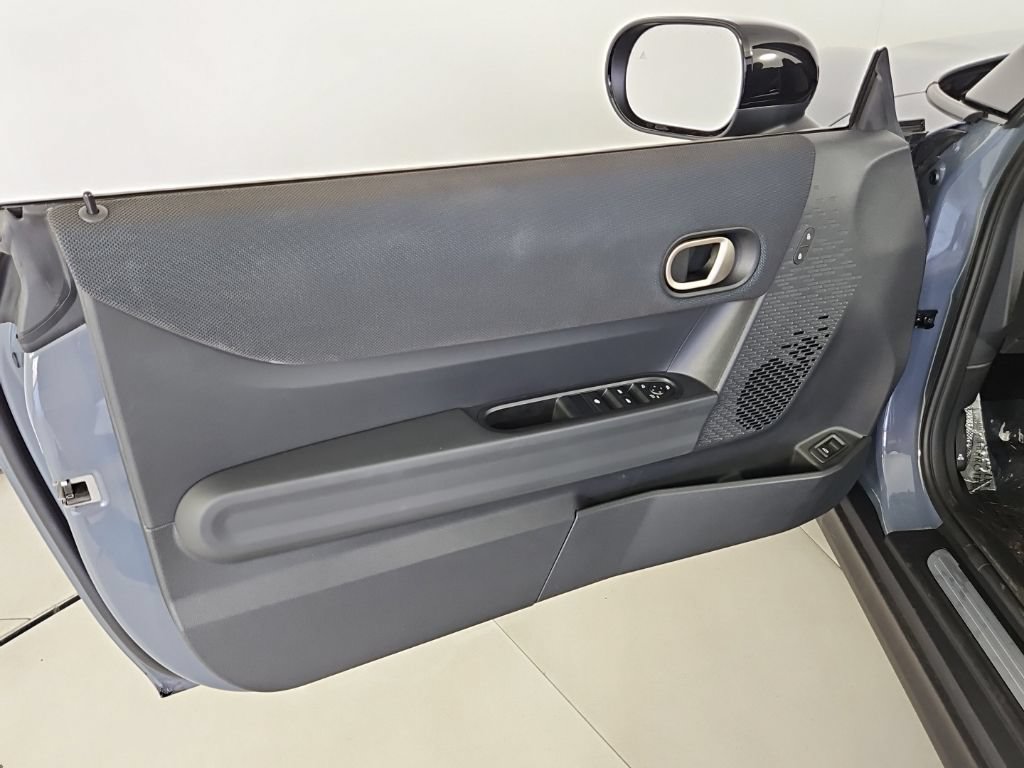 Used 2026 MINI Cooper S FWD image 13