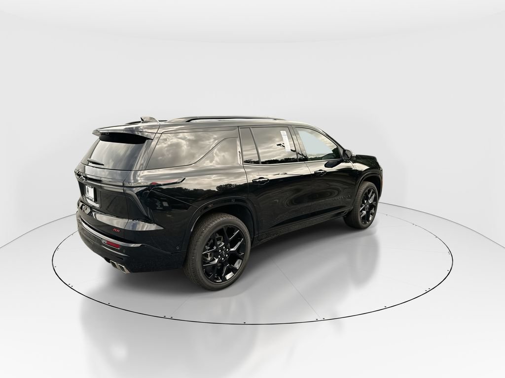 Used 2025 Chevrolet Traverse RS FWD image 8