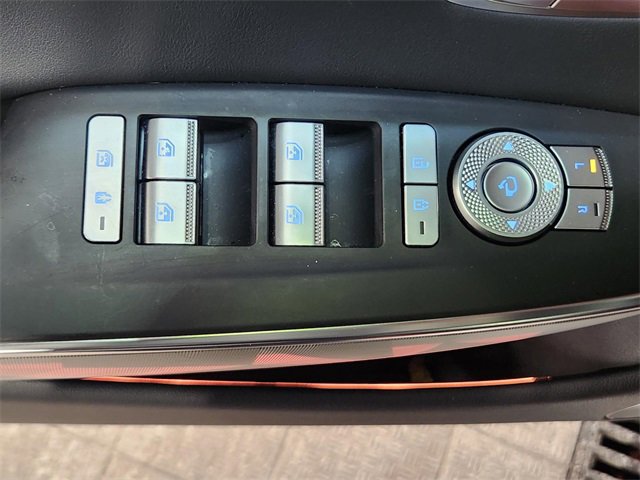 Used 2025 Genesis GV70 3.5T Sport w/ Sport Advanced Package image 20