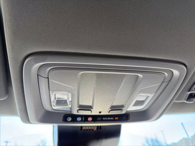 Used 2024 Chevrolet Silverado 3500 W/T image 26