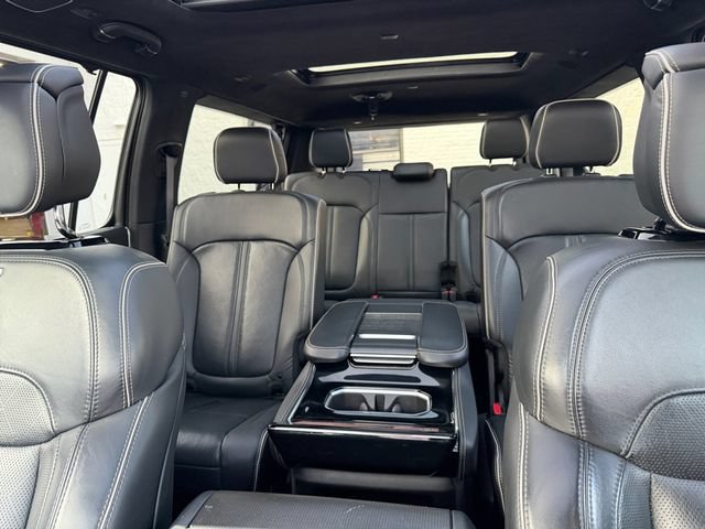 Used 2024 Jeep Grand Wagoneer L Series II w/ Quick Order Packagew 28T AWD/4WD image 34