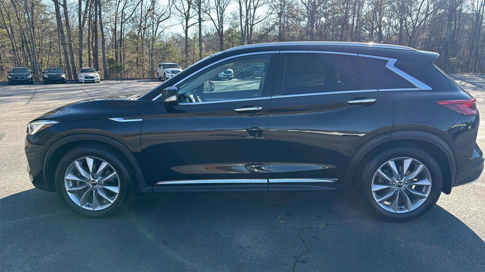 Used 2019 INFINITI QX50 Luxe w/ Navigation Package image 8