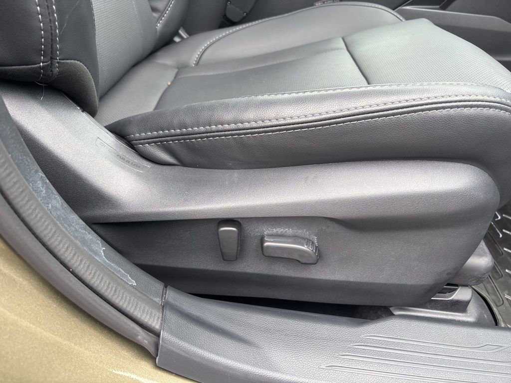 Certified 2025 Subaru Outback Limited XT image 32