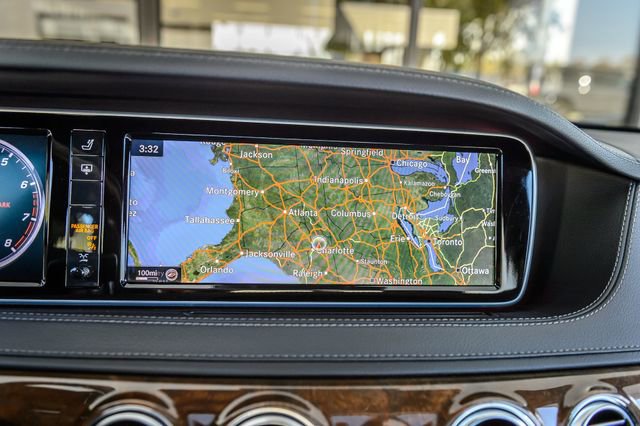 Used 2015 Mercedes-Benz S 550 Sedan image 20