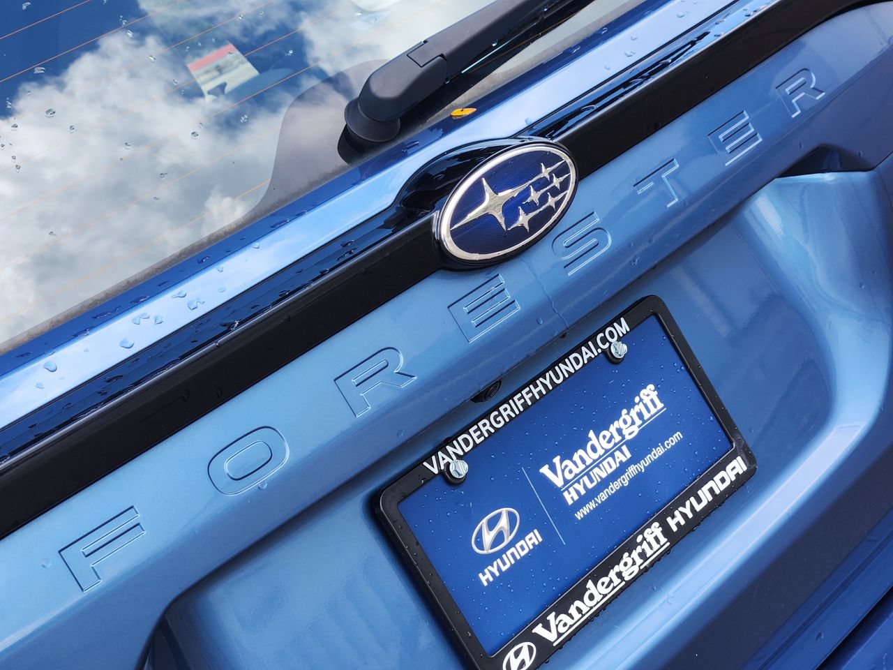 Used 2025 Subaru Forester AWD/4WD image 8