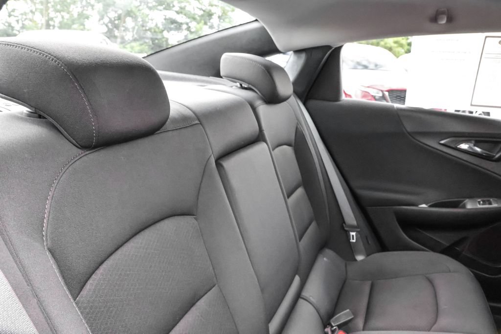 Used 2023 Chevrolet Malibu LT FWD image 33