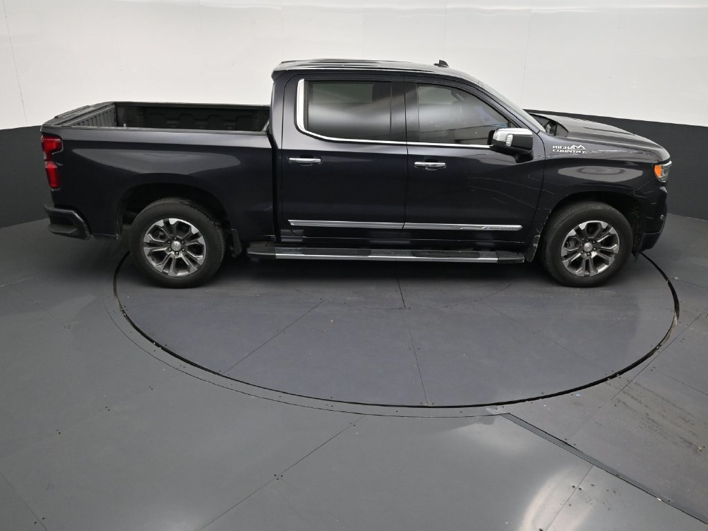 Used 2023 Chevrolet Silverado 1500 High Country RWD image 16
