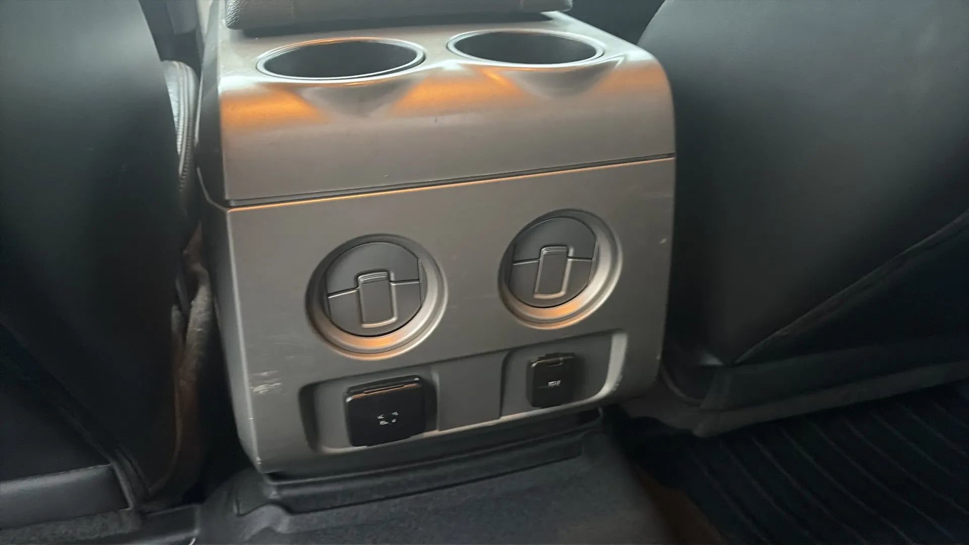 Used 2011 Ford F150 Raptor w/ Raptor Luxury Pkg image 43