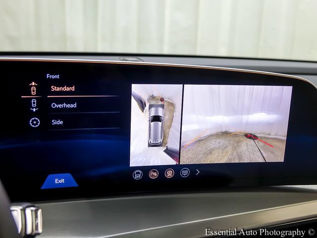 Certified 2026 Cadillac Vistiq Luxury AWD/4WD image 20