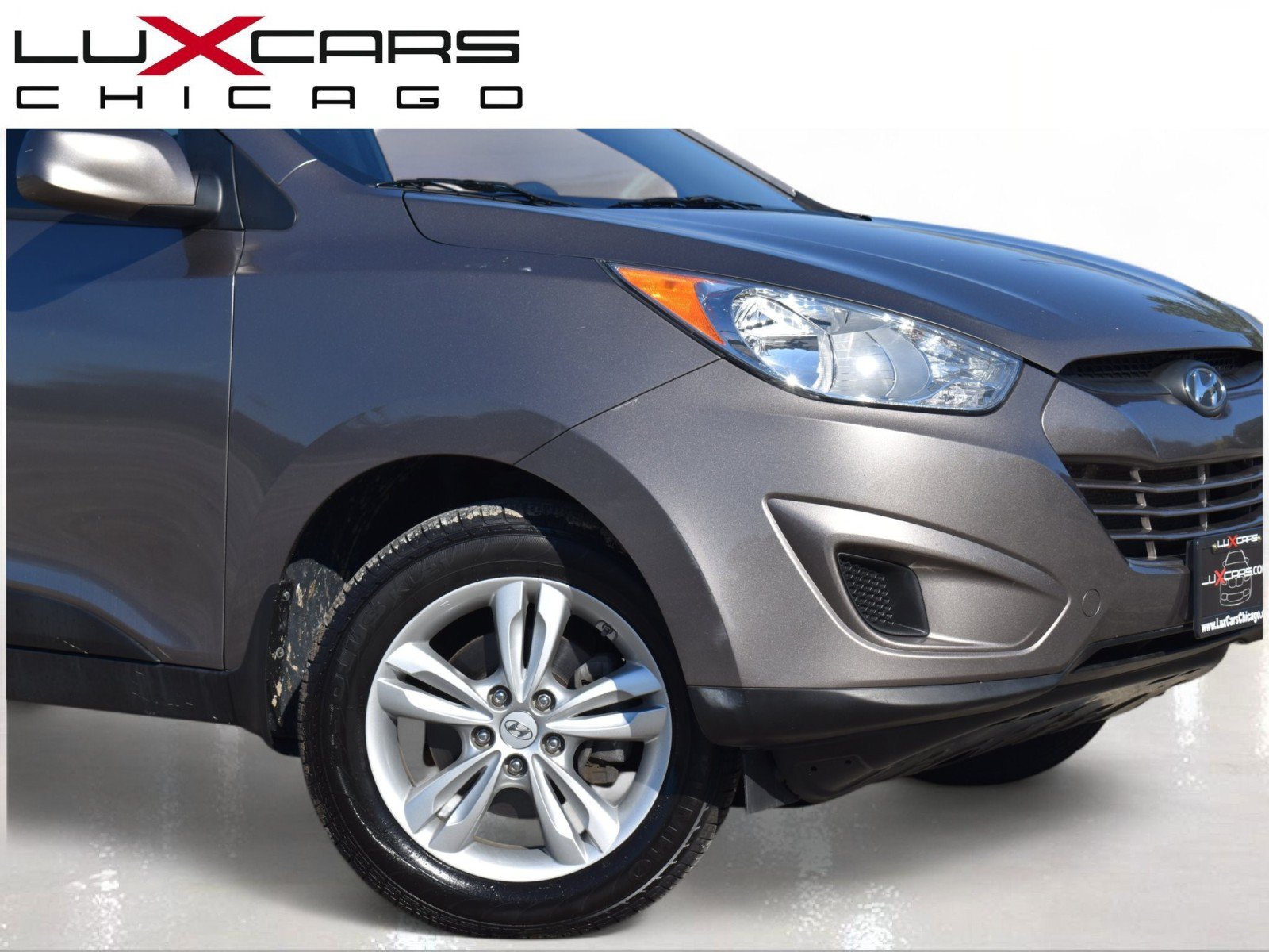 Used 2011 Hyundai Tucson GLS w/ Navigation Pkg 2 AWD/4WD image 2