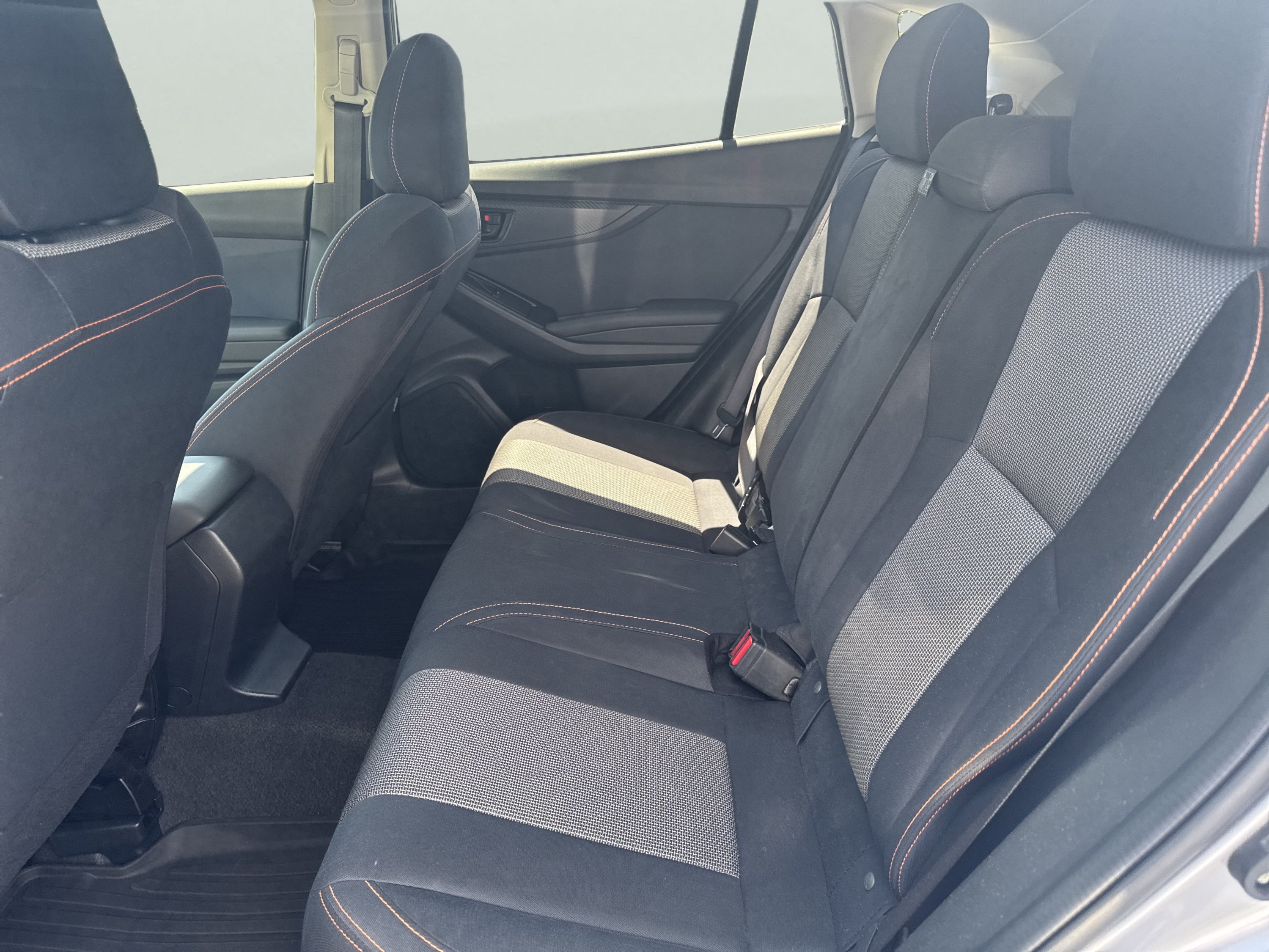 Used 2019 Subaru Crosstrek 2.0i Premium w/ Moonroof Package AWD/4WD image 16