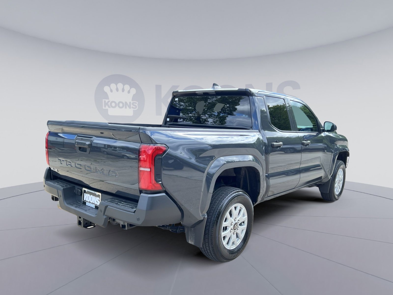 Used 2024 Toyota Tacoma SR w/ SR Upgrade Package AWD/4WD image 11