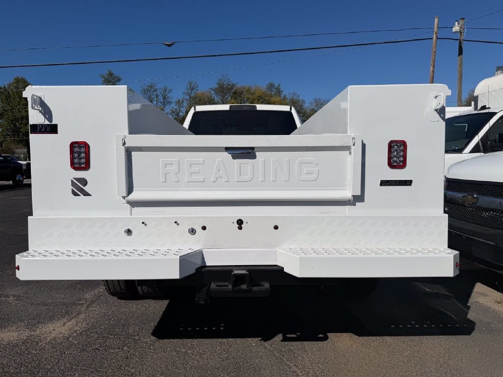 Used 2026 RAM 4500 Tradesman AWD/4WD image 3