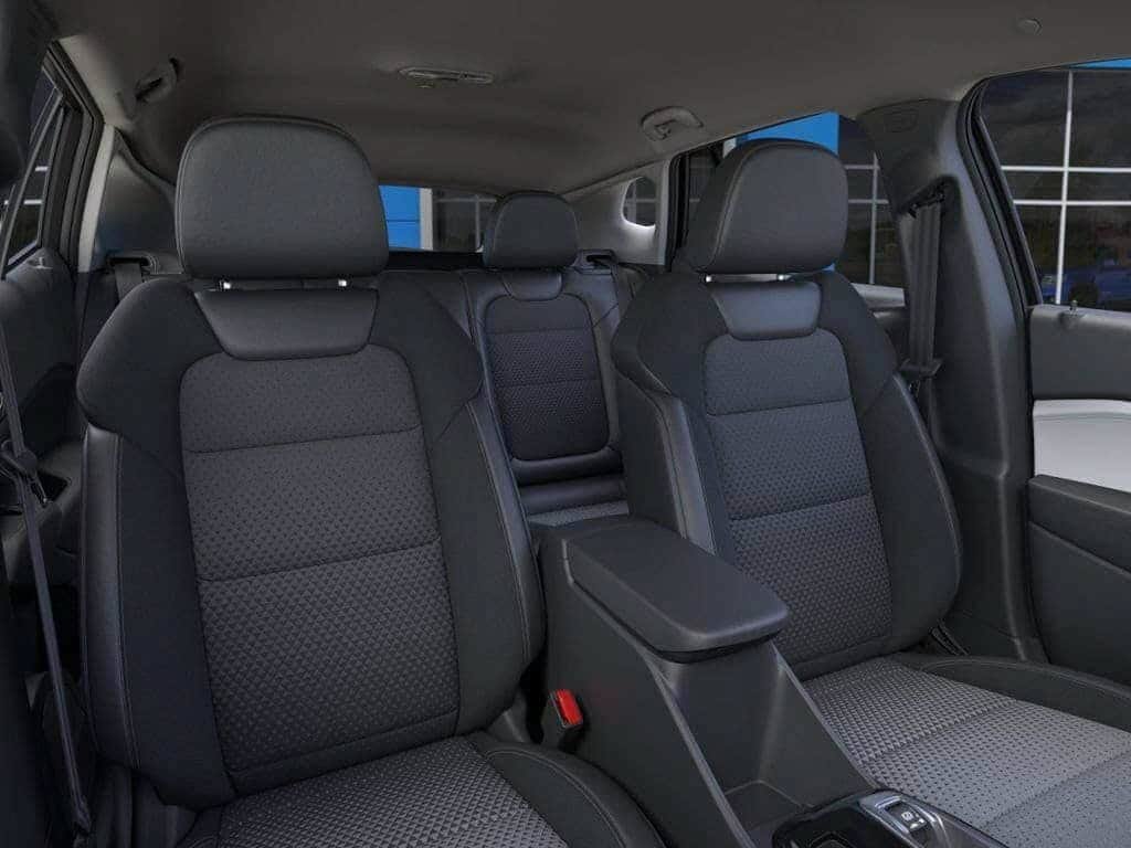 New 2026 Chevrolet Trax LT w/ LT Convenience Package FWD image 16