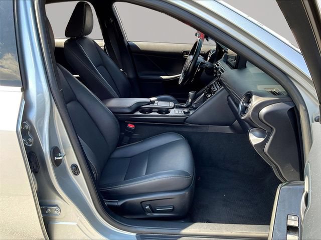 Used 2024 Lexus IS 350 F Sport RWD image 30
