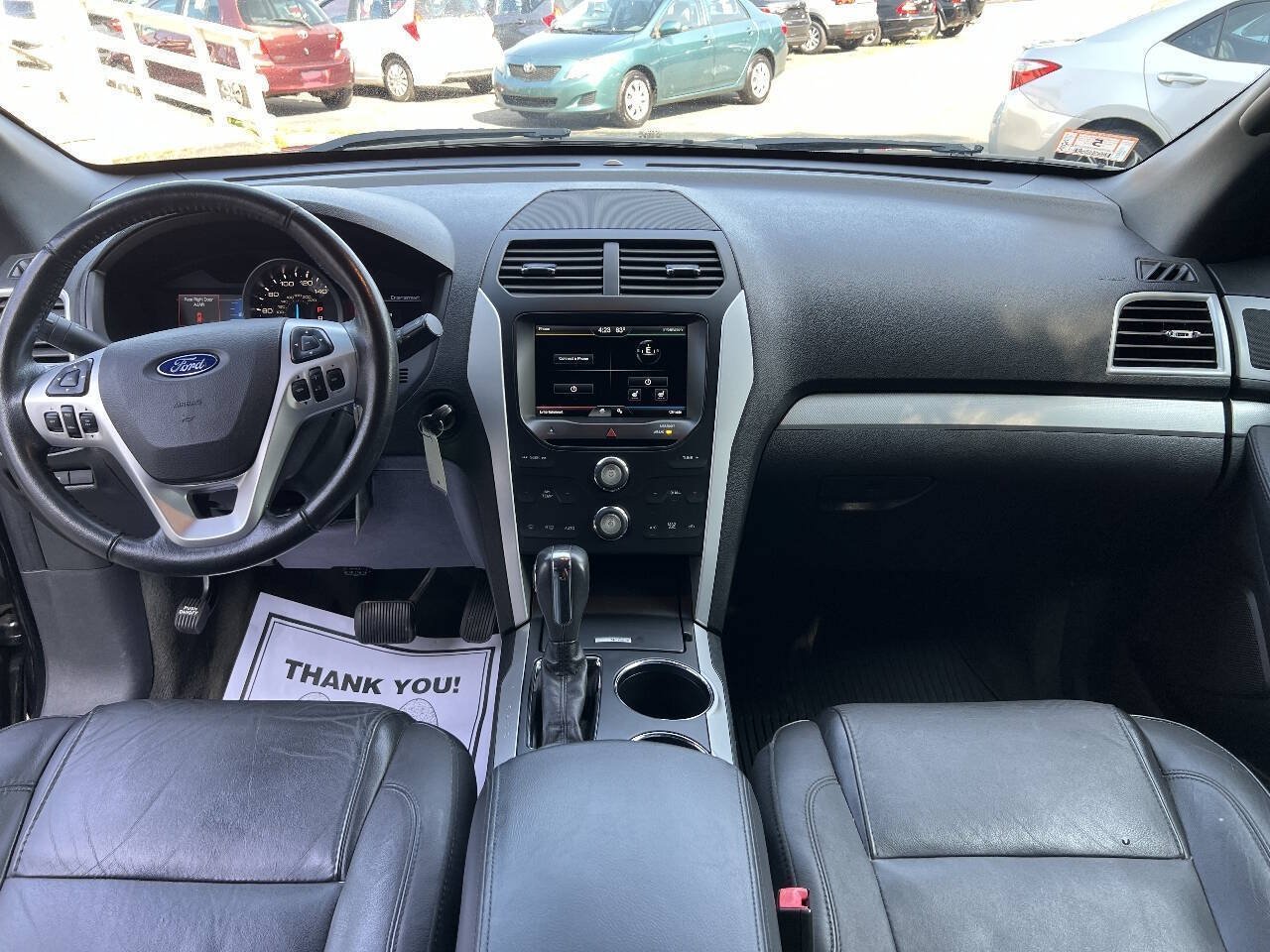Used 2014 Ford Explorer XLT w/ Equipment Group 202A AWD/4WD image 29