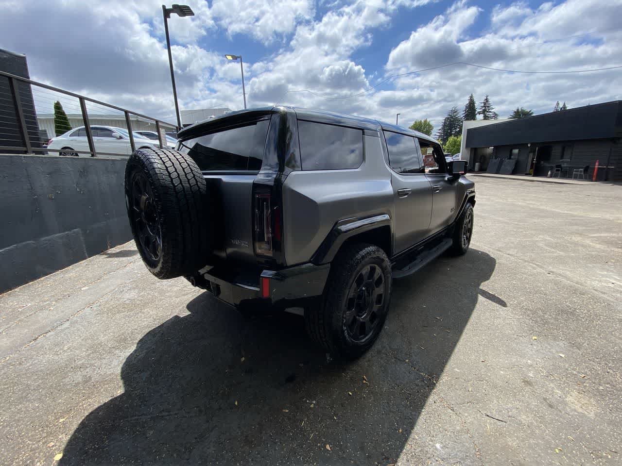 Used 2026 GMC Hummer EV 3X w/ Carbon Fiber Edition Package AWD/4WD image 6