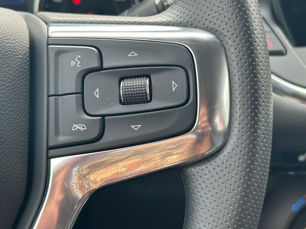 Used 2025 Chevrolet Blazer LT AWD/4WD image 36