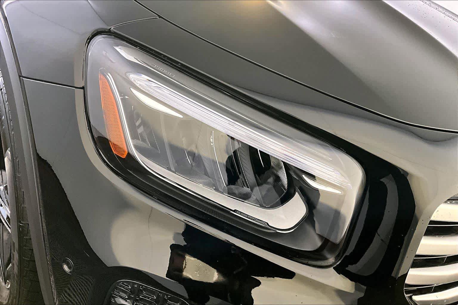 New 2026 Mercedes-Benz GLB 250 4MATIC image 16