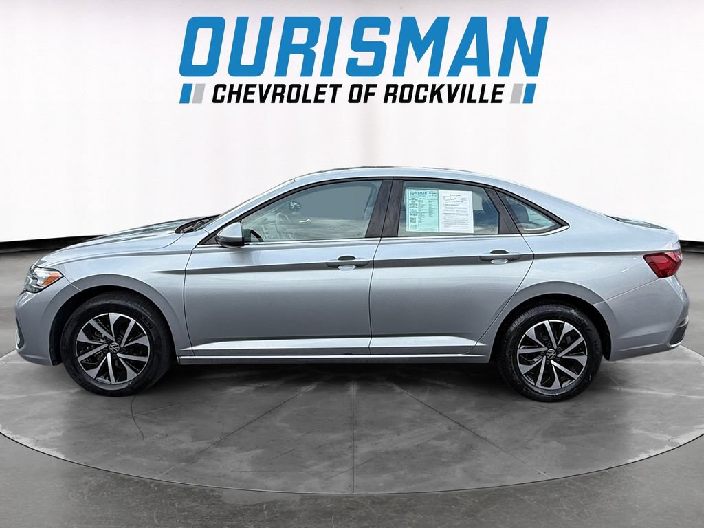 Used 2022 Volkswagen Jetta S FWD image 3
