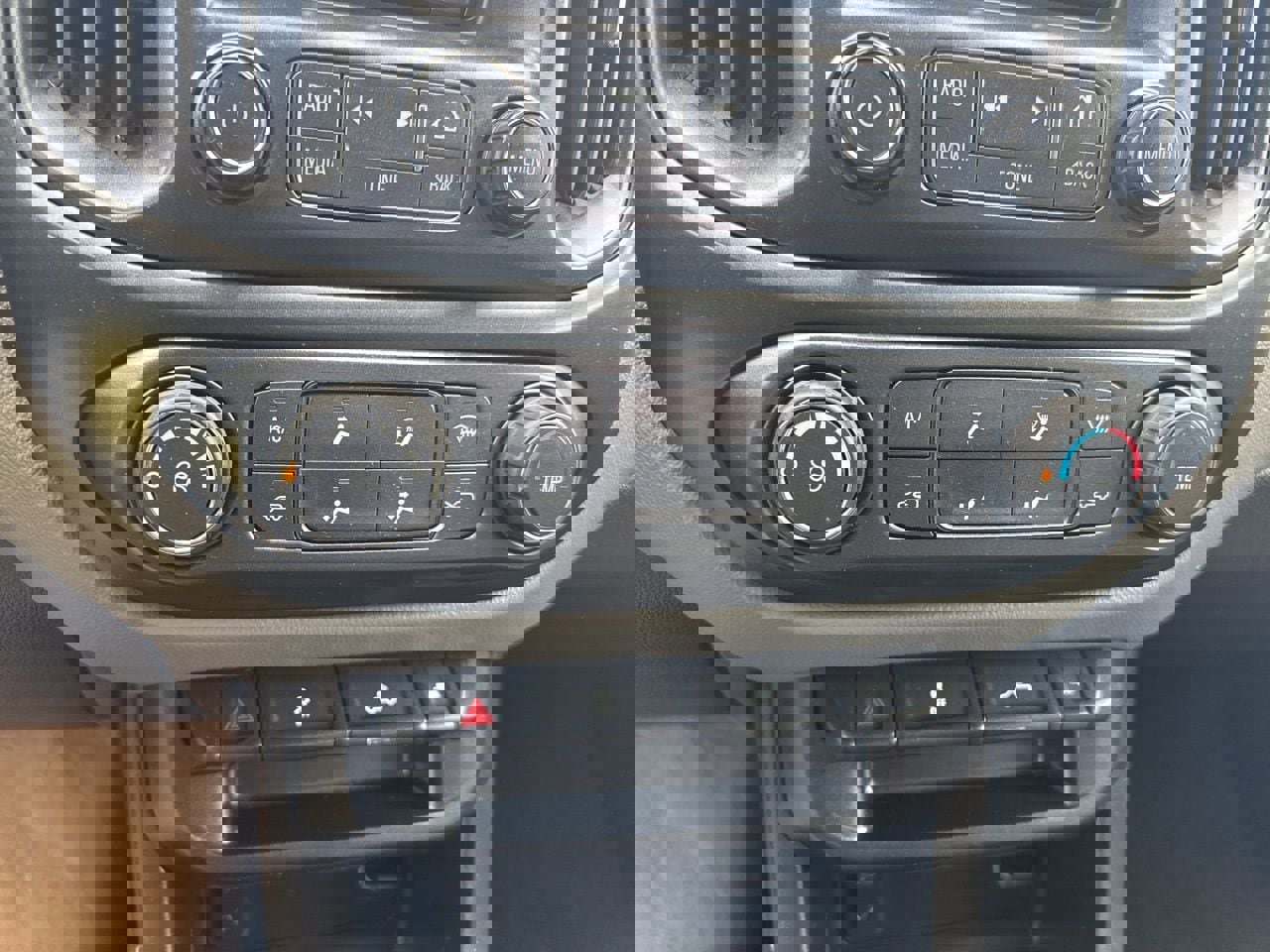 Used 2017 Chevrolet Colorado W/T w/ WT Convenience Package RWD image 14