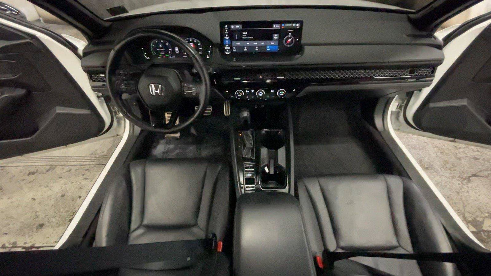 Used 2023 Honda Accord Sport image 27