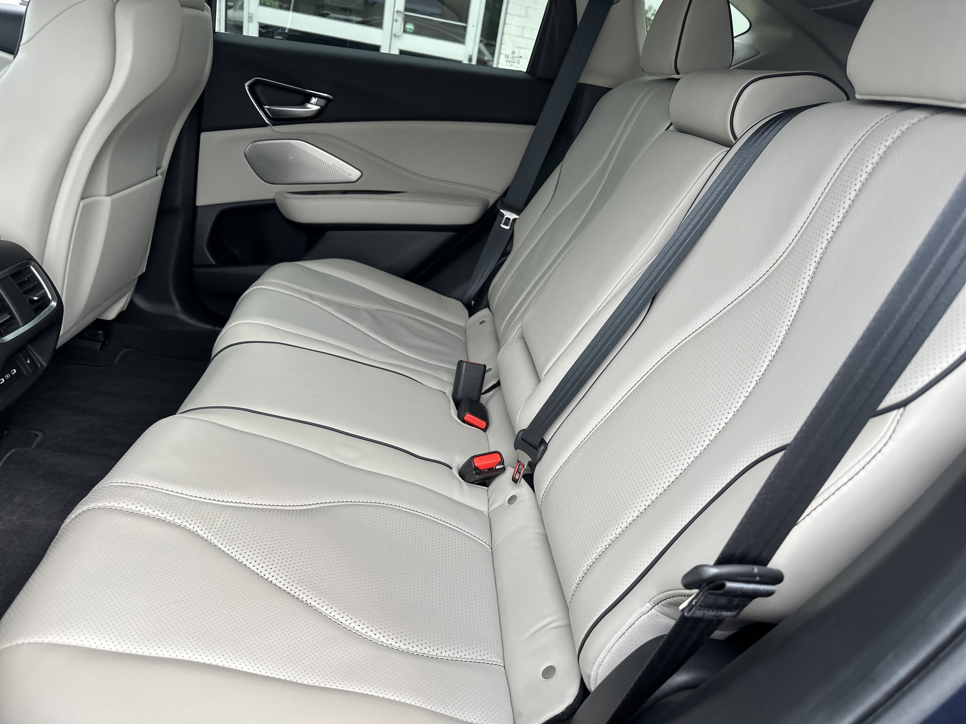 Used 2025 Acura RDX SH-AWD w/ Advance Package image 10