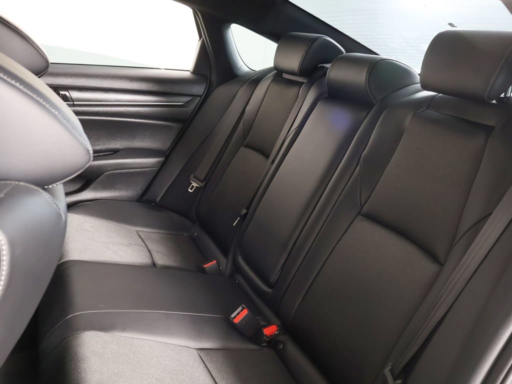 Used 2022 Honda Accord Sport image 28