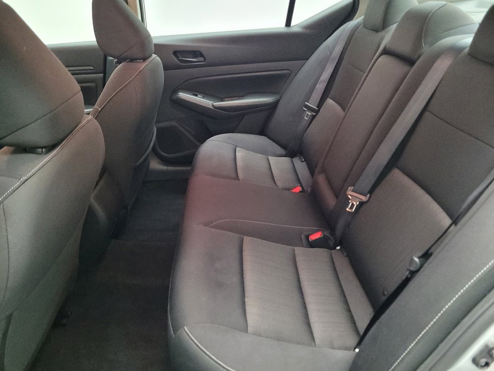 Used 2024 Nissan Altima 2.5 SV image 18