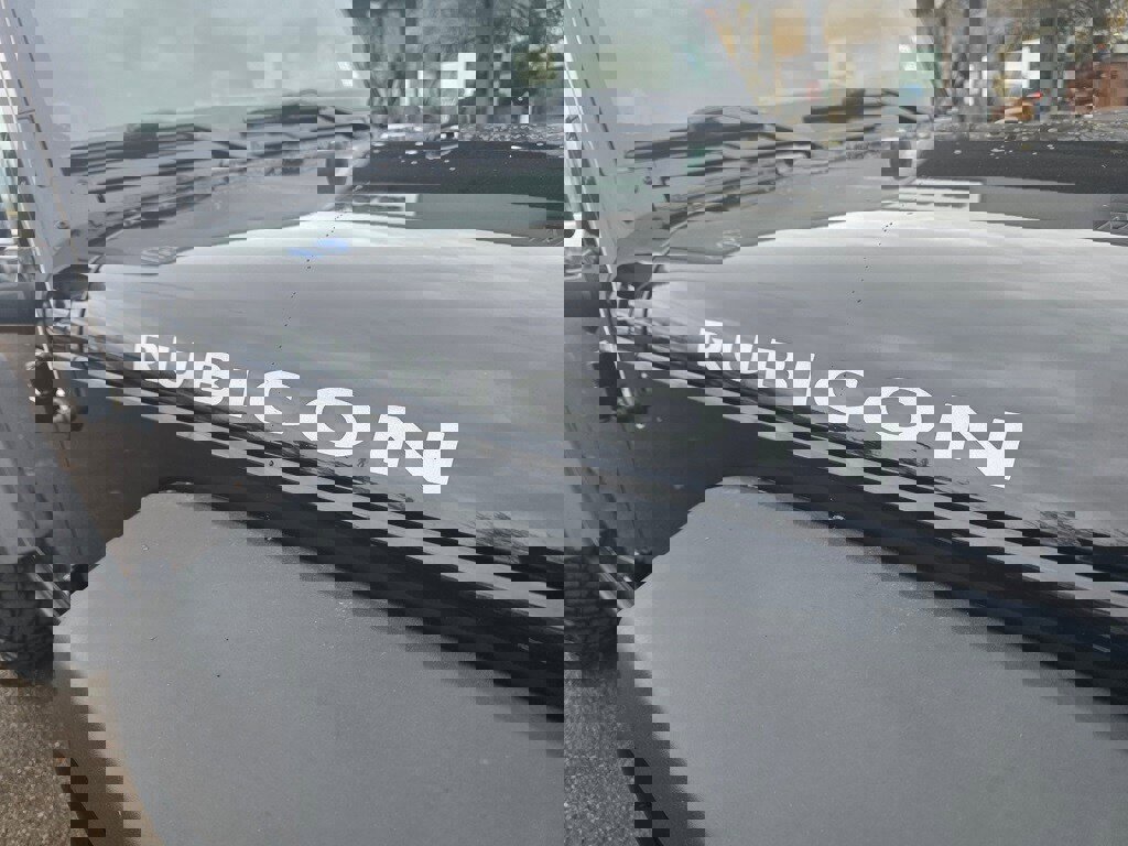 Used 2012 Jeep Wrangler Rubicon w/ Dual Top Group image 21