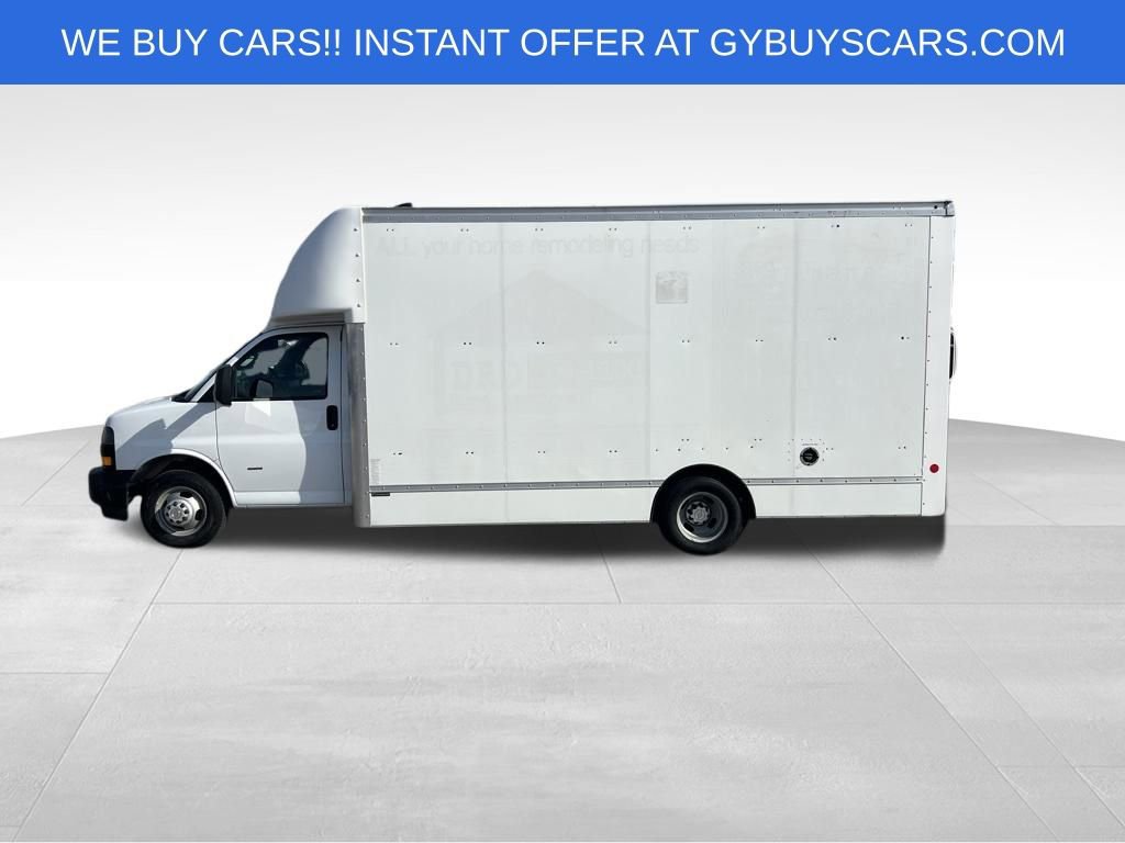 Used 2021 Chevrolet Express 3500 w/ Power Convenience Package image 3