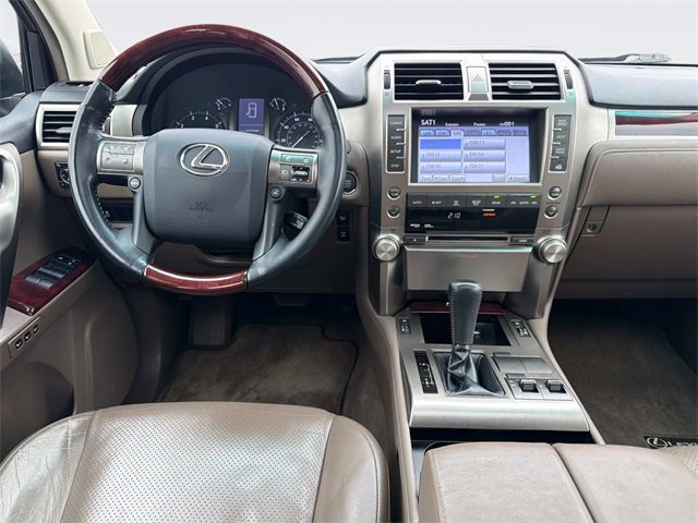 Used 2011 Lexus GX 460 image 16