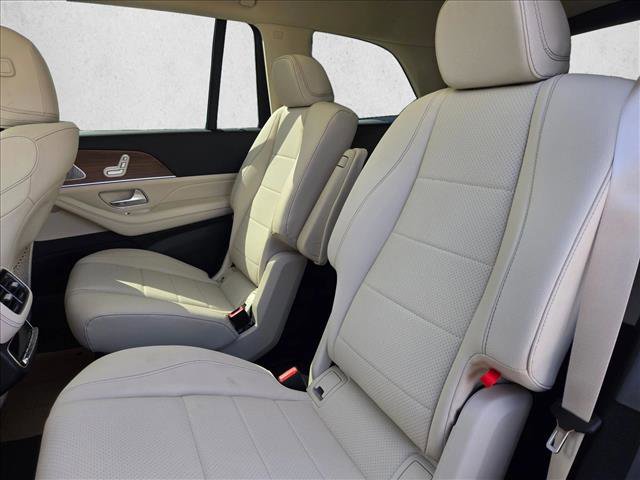 Certified 2026 Mercedes-Benz GLS 450 4MATIC image 16