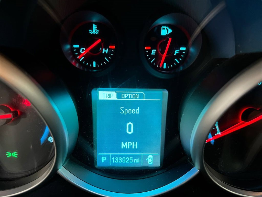 Used 2015 Chevrolet Cruze LS image 13