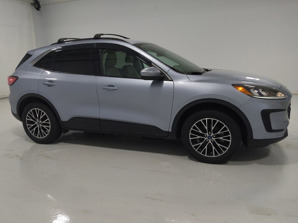 Used 2022 Ford Escape SEL w/ Technology Package FWD image 11