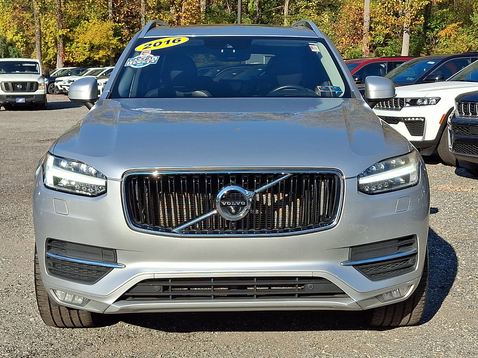 Used 2016 Volvo XC90 T6 Momentum w/ Momentum Plus Package AWD/4WD image 2